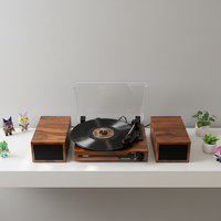 UDREAMER Lecteur de disques vinyles en plastique de luxe rétro de style mid-century modern avec haut-parleurs indépendants, connexion RCA sans fil à 3 vitesses