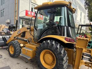 CAT420F en vente. La machine est en bon état, seulement 1800 heures d'utilisation. Le prix est excellent. Prêt à être expédié. - Product Image 5