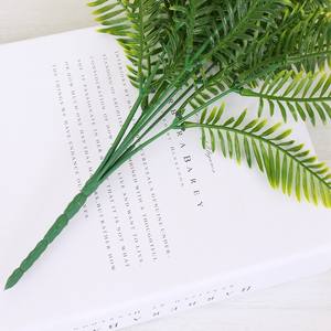 Feuillage artificiel en feuilles persanes tridimensionnelles, verdure abondante pour la décoration des comptoirs de bars et pubs, assortiment floral pour l'intérieur des tavernes - Product Image 4