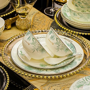 Service de table en céramique de Jingdezhen, ensemble de bols et d'assiettes, ensemble de bols en porcelaine fine, ensemble de bols et d'assiettes pour la maison - Product Image 4