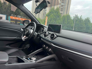 Dongfeng Fengguang E3 2019 EVR SUV Ibrido a Autonomia Estesa Usato, Guida a Sinistra, 60000km di Chilometraggio, Velocità Massima 155Km/h - Product Image 5