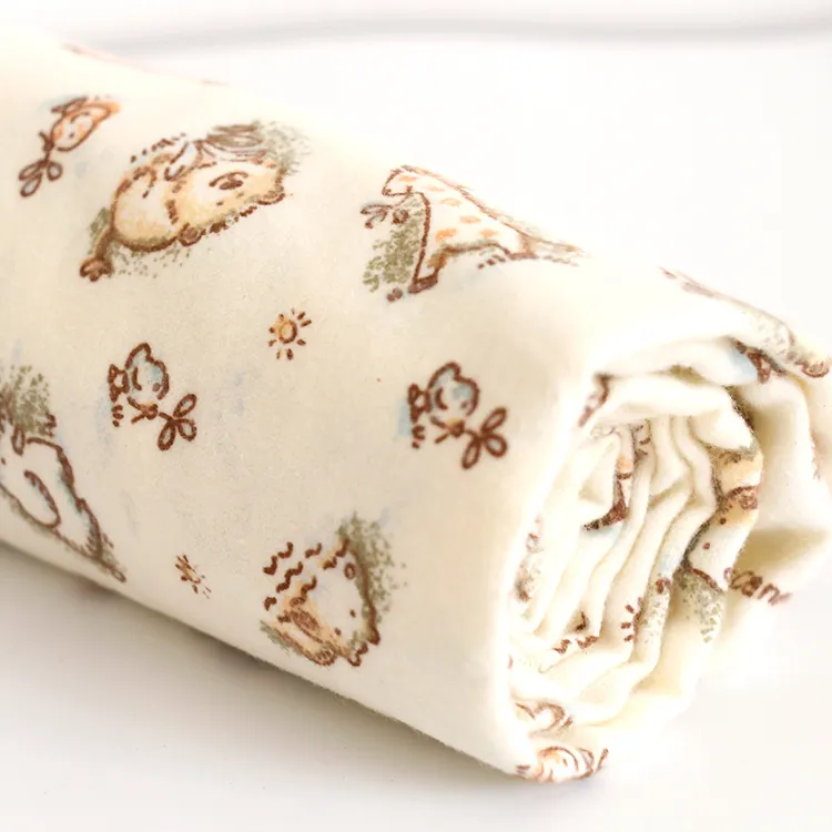 100% coton sac doublure drap de lit impression Coton tissu personnalisé Carton tissé tissu pour bébé drap de lit tissu coton imprimé peigné