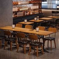 Tables et chaises de restaurant en bois massif, mobilier de restaurant, meubles de restaurant rétro, meubles de café, sièges de stand
