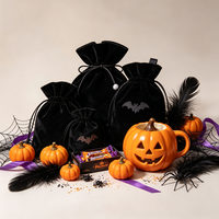 Ensemble Cadeau Costume d'Halloween : Bonnet Tricoté Yeux Lumineux, Gants Tachés de Sang, Cache-Cou Cosplay avec Boîte Cadeau