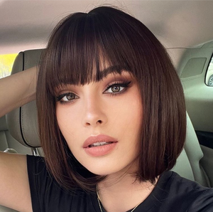 Tóc Giả Bán Buôn Ngắn Nâu Lớp Tổng Hợp Tóc Giả Tóc Màu Nâu Sậm Vai Chiều Dài Thẳng Tóc Giả Với Những Tiếng Nổ Tự Nhiên Tìm Kiếm Sm7252 - Product Image 5