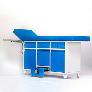 Mesa de Exploración Ginecológica con Acolchado Azul, Acero Inoxidable, para Uso Clínico - Product Image 1