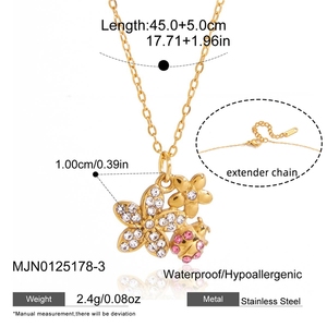 Collier délicat Showfay étanche en acier inoxydable plaqué or 18 carats avec pendentif libellule et coccinelle à sept points en zircon - Product Image 3