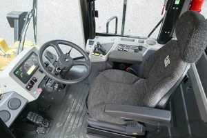 Chargeuses sur pneus Caterpillar 966G d'occasion en vente au meilleur prix Chargeuse sur pneus moyenne 966 F à vendre - Product Image 6