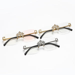 DF6063 <span class=keywords><strong>Gafas</strong></span> de Sol Fotocromáticas sin Montura <span class=keywords><strong>para</strong></span> <span class=keywords><strong>Hombre</strong></span> y Mujer, Decoración de Diamantes, <span class=keywords><strong>Gafas</strong></span> de Sol Cuadradas, Protección UV <span class=keywords><strong>para</strong></span> Fiestas y Uso Diario - Product Image 6