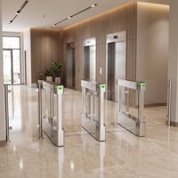 Torniquete de puerta batiente personalizado de fábrica, bidireccional, antipinzamiento, control de acceso de seguridad, lector RFID, barrera de puerta batiente de acero inoxidable SUS304
