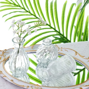 <span class=keywords><strong>Vase</strong></span> de table <span class=keywords><strong>en</strong></span> <span class=keywords><strong>verre</strong></span> transparent de style europé<span class=keywords><strong>en</strong></span> moderne de luxe Mini ornements de table à manger <span class=keywords><strong>en</strong></span> relief - Product Image 5