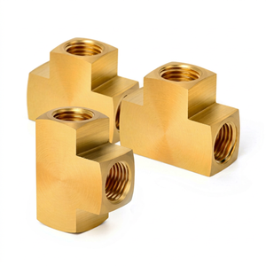 Accesorios de Tubería Ambark Overseas Limited: Conector Flexible Hexagonal Macho Reductor de Aleación de Baja Presión - Product Image 1