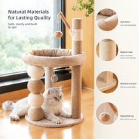 Arbre à chat en bois avec maisonnette pour chat et poteau à gratter en sisal, lit pour animaux de compagnie pour toutes les saisons