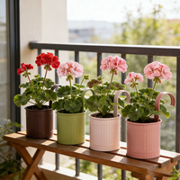 Pot de fleurs en fer à rayures verticales rustiques, design cylindrique, finition mate, jardinière suspendue, écologique, durable, pour plantes succulentes de jardin
