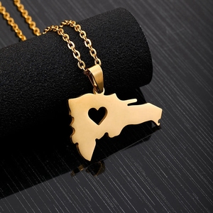 Venta al por mayor caliente de acero inoxidable República <span class=keywords><strong>Dominicana</strong></span> mapa encanto Collar chapado en oro corazón mapa Collar para mujeres y hombres - Product Image 3