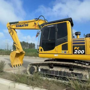 Komatsu รถตักดินไฮดรอลิกแบบ PC200มือสองเหมาะสำหรับงานก่อสร้าง/ขุดเพื่อการเกษตร - Product Image 2