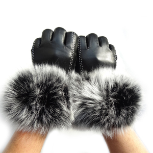 Gants d'<span class=keywords><strong>hiver</strong></span> pour femmes personnalisés directs d'usine avec doublure en laine de fourrure de renard véritable nouveaux gants en cuir de mouton chauds pour l'extérieur et le cyclisme - Product Image 3