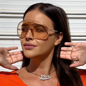 女式超大太阳镜新款大飞行员设计UV400光学镜片一体式镜框制作PC男士时尚太阳镜 - Product Image 2