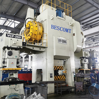 Presse à forgeage hydraulique robuste à économie d'énergie pour le forgeage à chaud du fer, des raccords de tuyauterie en acier, en fer et en laiton, et des coudes