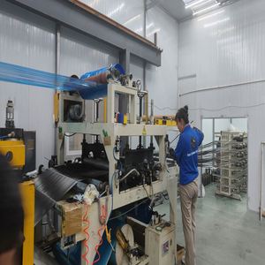 ผ้าคาร์บอนไฟเบอร์แบบม้วน ลายทวิล/ธรรมดา 2x2 3k น้ำหนัก 200 กรัม/240 กรัม/300 กรัม หนา 0.15 มม. ขายส่ง - Product Image 6