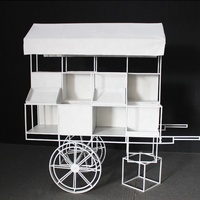 Offre Spéciale personnalisé en bois fleur barre de bonbons chariot avec roues pour mariage enfants noël dessert fête présentoir