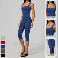 Combinaison moulante une pièce pour femme en nylon et élasthanne, sans manches, col carré, douce, pour le yoga et la gym, avec effet froncé aux jambes