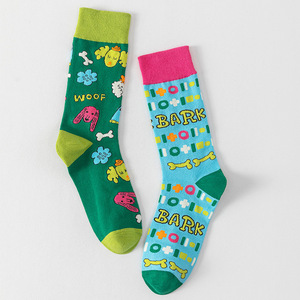 Chaussettes de canard mandarin asymétriques de conception originale, antidérapantes, ODM pour hommes et femmes - Product Image 2