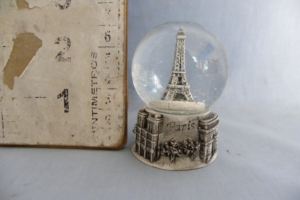 كرة كريستالية فريدة مخصصة من نوعها هدية برج إيفي باريس كرة ثلجية - Product Image 4