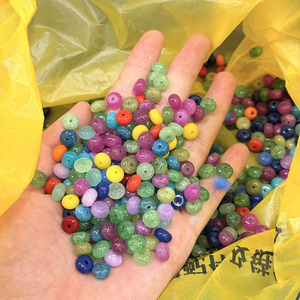 Collier de perles en forme de boule de cristal naturel, pierres multicolores, style bohème, cadeau personnalisable pour la vente en gros aux petites entreprises - Product Image 4