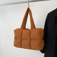 Tas Tote Quilted Khusus Wanita, Tas Selempang Empuk Ringan dengan Ritsleting, Tas Bahu Wanita Tahan Air