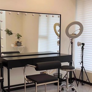 Estación de espejo de <span class=keywords><strong>maquillaje</strong></span> <span class=keywords><strong>profesional</strong></span> Yicheng Beauty, tienda de <span class=keywords><strong>maquillaje</strong></span> de Estudio Avanzado, tocador de estudio con alta calidad - Product Image 1