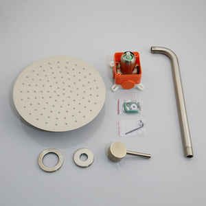 Classico Set di rubinetti per <span class=keywords><strong>bagno</strong></span> doccia in ottone lucido spazzolato oro <span class=keywords><strong>miscelatore</strong></span> rubinetto <span class=keywords><strong>con</strong></span> doccia a pioggia rotonda - Product Image 2