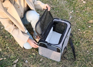 Tas <span class=keywords><strong>Carrier</strong></span> Anjing Kucing Portabel Desain Jala Bernapas Tahan Aus untuk Perjalanan Luar Ruangan, Transportasi Hewan Peliharaan, dan Tidur - Product Image 4