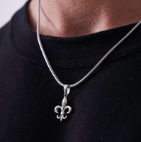 Inspireren Sieraden Vintage Design Rvs Fleur De Lis Hanger Ketting Nieuwe Creatieve Hanger Verloving Sieraden Voor Mannen