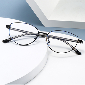 Monture de lunettes optiques pour femmes 69167, petite monture œil de chat en métal, verres anti-lumière bleue, lunettes personnalisées avec logo, montures de lunettes - Product Image 1