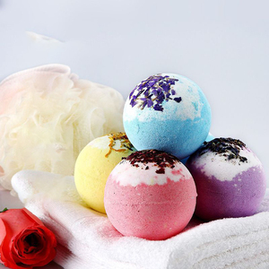 Bolas de sal de baño de sellado caliente con flores secas Bombas de baño de burbujas coloridas personalizadas Juego de regalo Bombas de baño de magnesio veganas orgánicas - Product Image 1