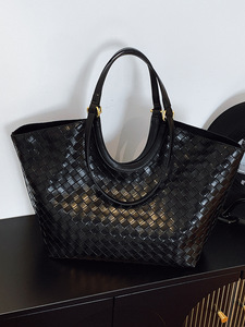 Ladies Fashion Woven Texture Tote <b>Bag</b> Big Capacity Shoulder Handbag With <b>Gold</b> Metal Hardware - Product Image 1