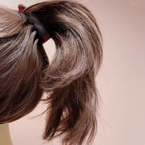 2026 Meilleures ventes, design de niche populaire, épingles à cheveux simples en forme de banane, pour femmes au style affirmé, bijoux tendance, vente en gros - Product Image 1