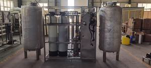 Système d'eau pure de haute qualité par osmose inverse 1000L/H 220V/380V Équipement de traitement de l'eau - Product Image 3