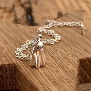 Pequeño <span class=keywords><strong>fantasma</strong></span> colgante collar 3D gótico Halloween Spooks brujas espíritu Ghoul espíritu alma espectro regalo para <span class=keywords><strong>novia</strong></span> en caja - Product Image 3