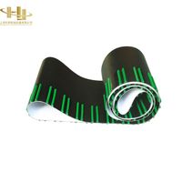 Bande transporteuse en PVC pour le transport de cartons et de colis en entrepôt et en distribution logistique avec surface résistante à l'usure