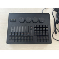 Mini console DMX Command Wing pour scène