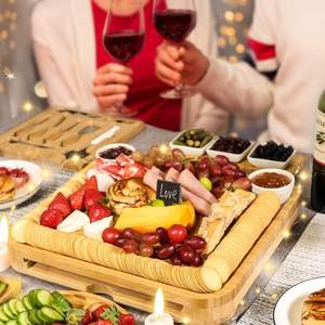 Ensemble de planche <span class=keywords><strong>à</strong></span> <span class=keywords><strong>fromage</strong></span> en bambou durable en gros blocs <span class=keywords><strong>à</strong></span> découper multifonctionnels de haute qualité <span class=keywords><strong>plateau</strong></span> de service durable pour la viande - Product Image 3