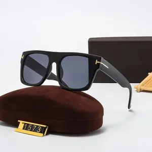 نظارات شمسية كلاسيكية من مصمم العلامة التجارية الفاخرة ، نظارات شمسية للرجال والنساء