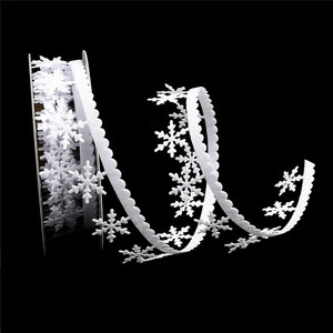 Ruban <span class=keywords><strong>flocon</strong></span> <span class=keywords><strong>de</strong></span> <span class=keywords><strong>neige</strong></span> mètres x 5m, Non tissé, gaufrage ultrasonique, décoration <span class=keywords><strong>de</strong></span> noël, chaîne <span class=keywords><strong>de</strong></span> <span class=keywords><strong>neige</strong></span> - Product Image 6