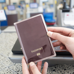 Porte-cartes de voyage <span class=keywords><strong>transparent</strong></span> WJ Wholesale, étui de protection imperméable pour <span class=keywords><strong>passeport</strong></span> - Product Image 1