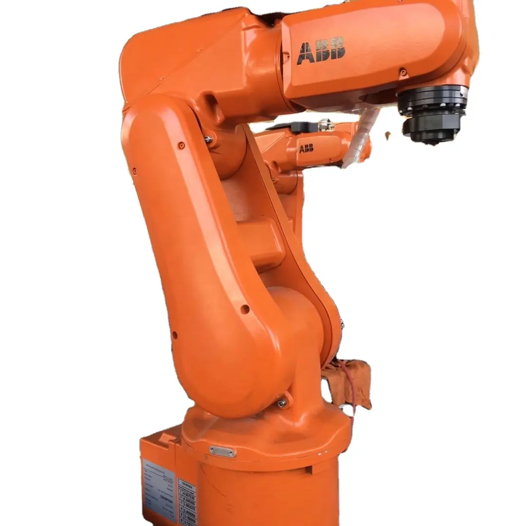 Robot industrial IRB120 ABB, 2014 de segunda mano, 3kg de carga, rango de trabajo de 580mm, para uso escolar