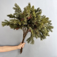 Meilleures ventes : Arbre artificiel en plastique souple, type aiguilles de pin, avec grandes branches, cônes et fruits, pour Noël et mariage, recyclable et léger