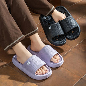 Pantuflas de Plataforma con Suela Gruesa y EVA Suave, Sandalias Antideslizantes para Interiores, para Mujeres, Hombres y Parejas - Product Image 2