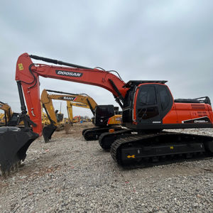 Doosan DX225 22T Excavator with Isuzu Engine Hydraulic Gear Pump for <b>Farm</b> Irrigation Canal Land Leveling Rice Growing Areas 2024 - Product Image 1